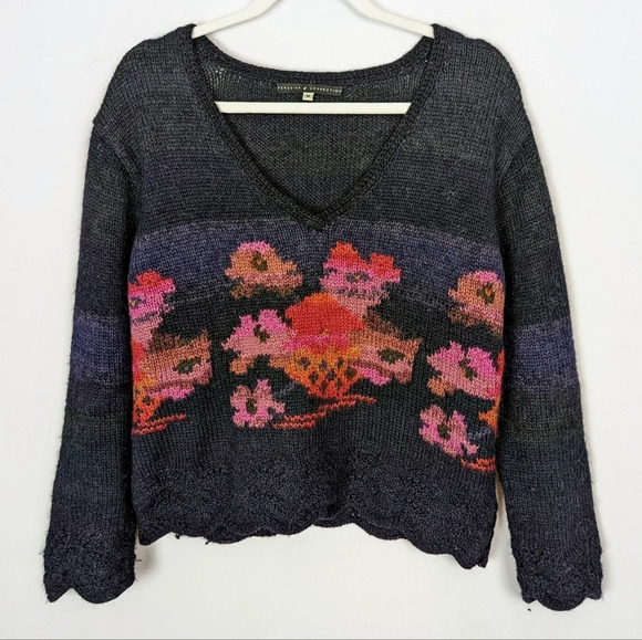 PERUVIAN CONNECTION sz.S 100% Alpaca Floral Chunky Knit Scalloped V Neck Sweater - Picture 1 of 10